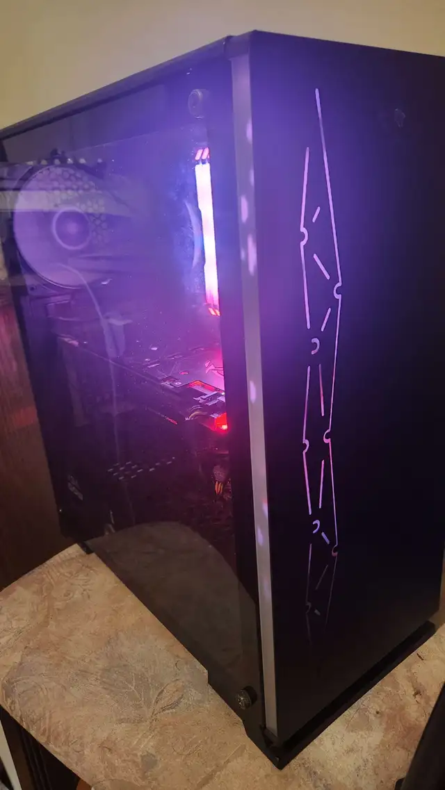 PC Gamer Ryzen 5 + GTX 1070(NEGOCIABLE) in Desktop Computers in City of Montréal - Image 2