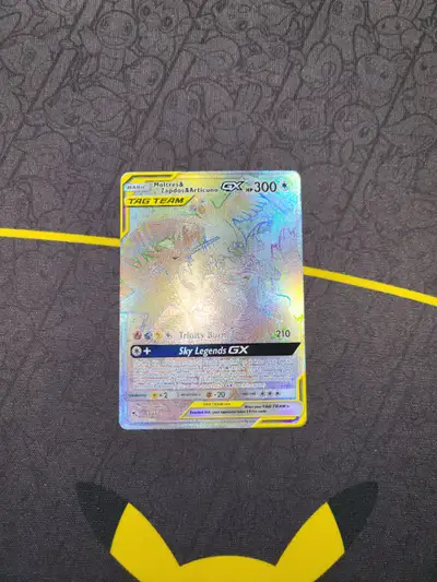 Hyper Rare Hidden Fates TCG Articuno, Zapdos, & Moltres GX 69/68 Sleeved & in top loader
