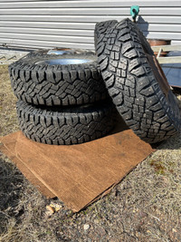 Tires and rims Wrangler Goodyear 
