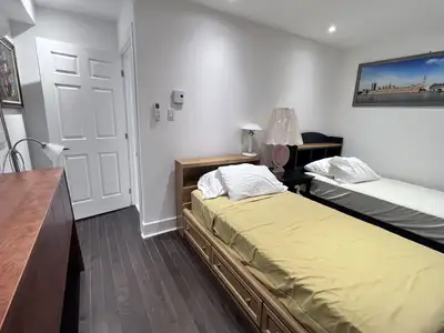 Chambre à louer style luxe / Luxury style bedroom for rent