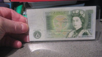 Q.E 2nd foreign paper money