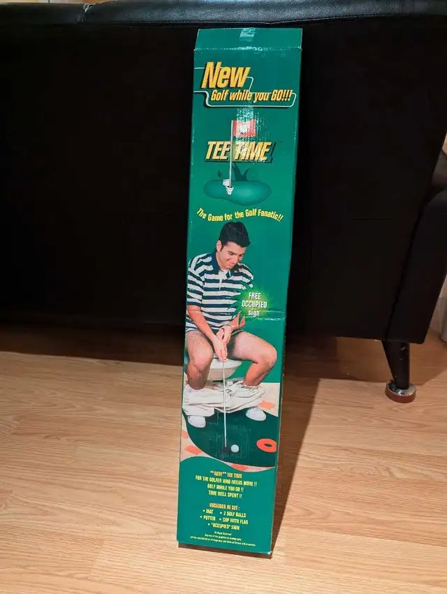 "Tee Time” Novelty Indoor Golf Set — Opened, Never Used in Golf in Ottawa - Image 2