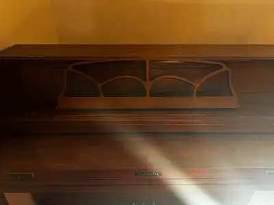 Upright Baldwin piano, View more