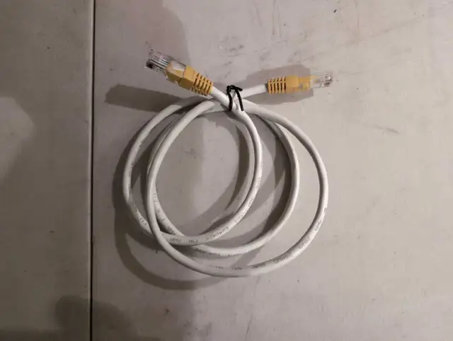 Cat 5e Ethernet Cables in Cables & Connectors in Markham / York Region - Image 2