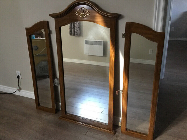 Miroir de bureau dans Bureaux  à Saint-Hyacinthe - Image 4