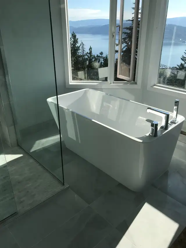 Bathroom renovations in Renovations, General Contracting & Handyman in Calgary - Image 12