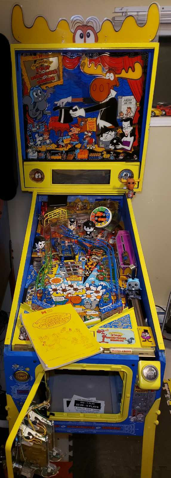 Pinball machine a boules Rocky and Bullwinkle dans Jouets et jeux  à Ouest de l’Île - Image 2