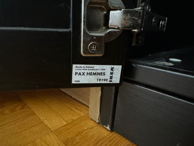 PAX IKEA Penderie garde robe wardrobe hemnes dans Commodes et armoires  à Ville de Montréal - Image 3