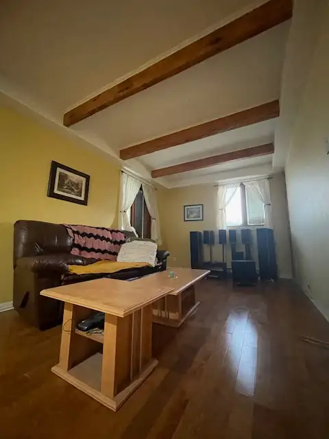 Detach3-Bed Cottage –Private Yard, ACs, Near Dix30REM July-1st in Quebec in Canada - Image 11