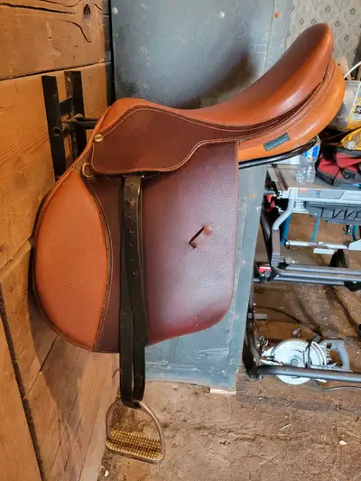Henry De Rivel Close Contact Saddle , View more
