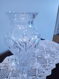 Beautiful Crystal Vase – Pinwheel Design - 10.5"H & 5.5"W