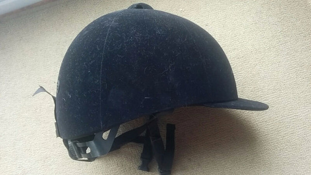 casque d'équitation (bombe) dans Autre  à Granby