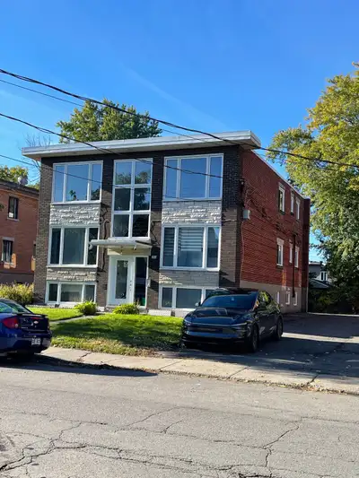4½ lumineux à louer – 293, rue Hubert, Greenfield Park – À quelques minutes de l'Hôpital Charles-LeM...