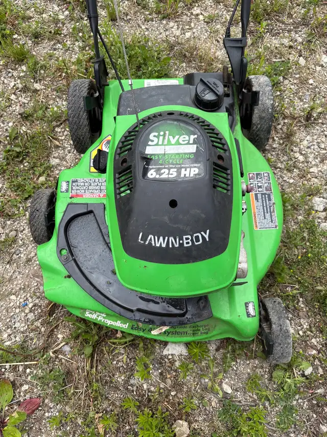 Lawn Boy mower in Lawnmowers & Leaf Blowers in Kitchener / Waterloo - Image 2