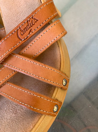 True Vintage Tan Leather Candies Sandals Size 6
