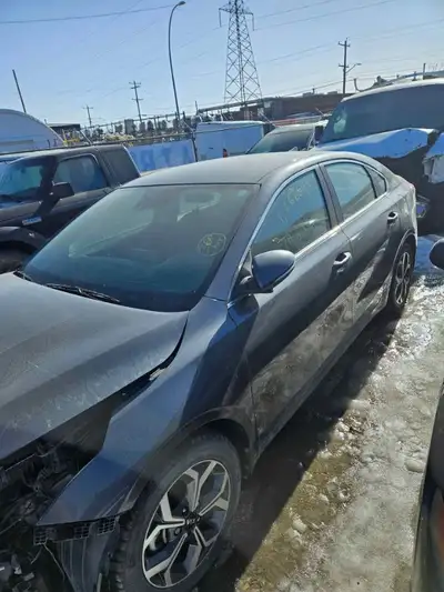 2016 kia Forte ex premium for parts only call A-Z RECYCLING for more information thanks
