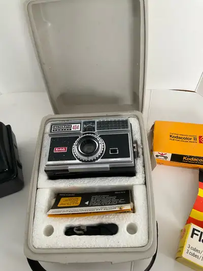 Vintage Kodak Instamatic 404 Camera, View more