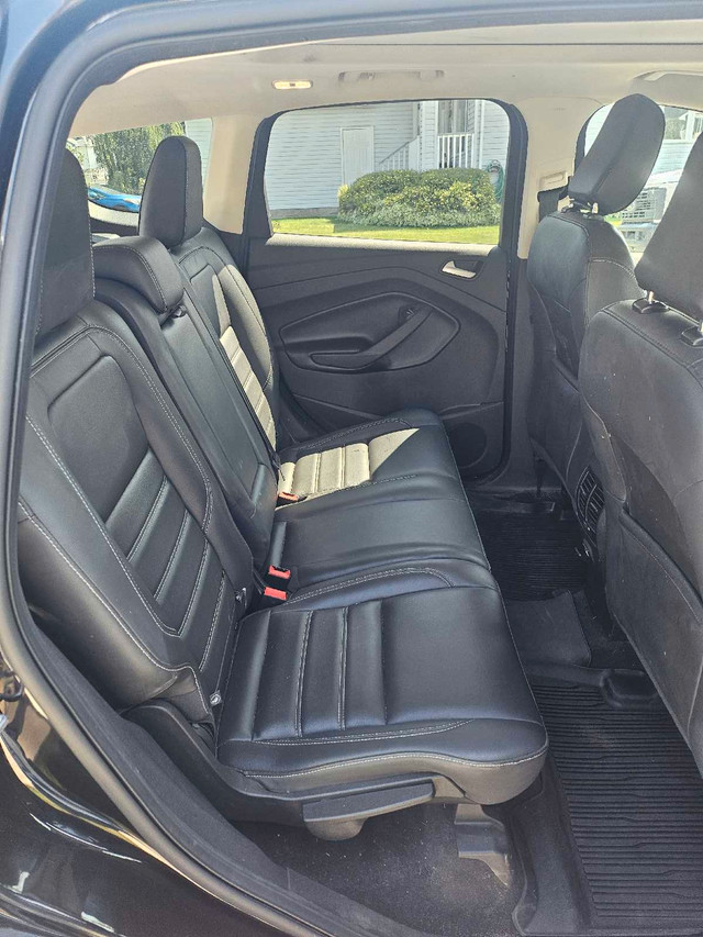 2019 Ford Escape in Cars & Trucks in St. Albert - Image 4