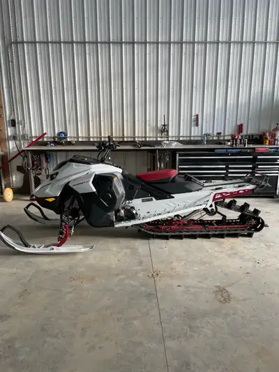 Well-maintained sled in good mechanical condition. Runs strong with no issues. Plastics have some li...