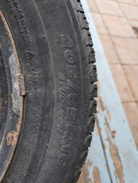 Michelin Xice3 205/65R16 on steel wheels / roues d'acier 