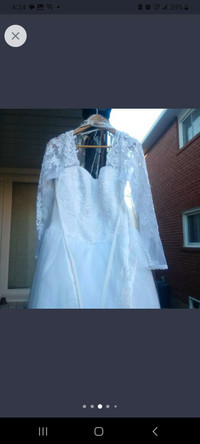 Wedding dress size 16 with tiara and veil