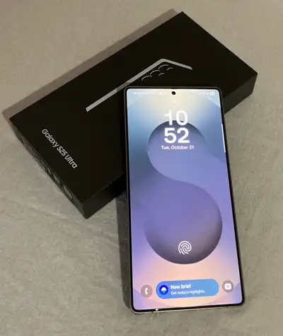 galaxy S25 Ultra IMPECCABLE, View more