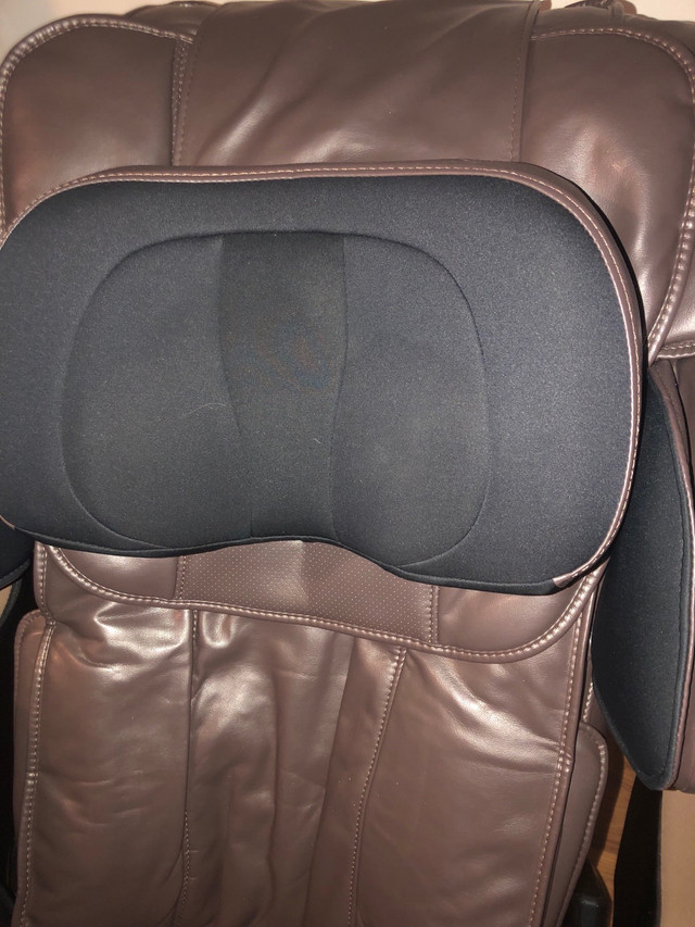 Massage Chair in Chairs & Recliners in Abbotsford - Image 3