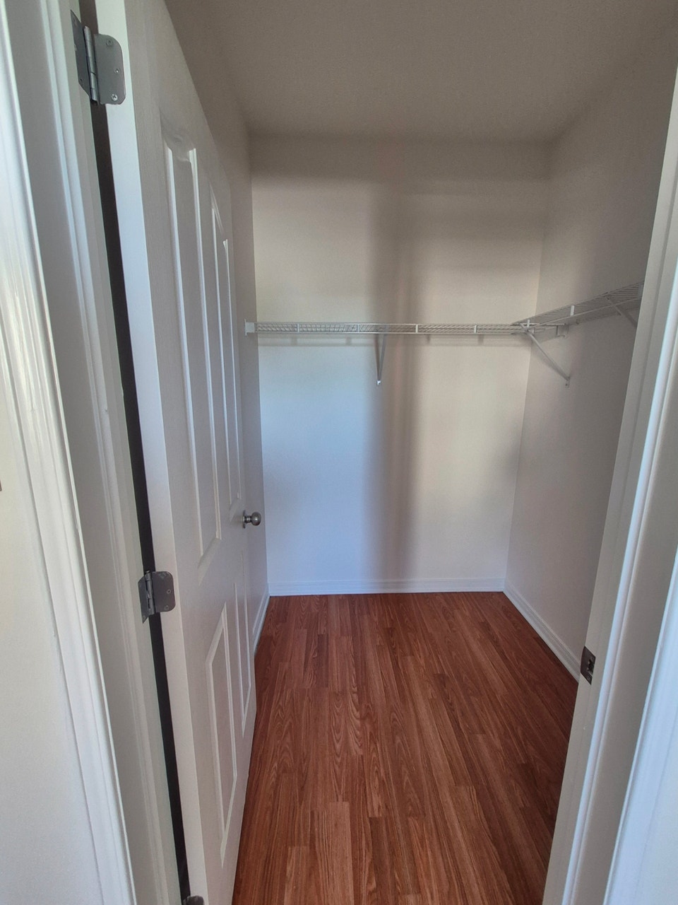 Nice and large two-bedroom / Beau et grand 4 1/2 /Aylmer 3