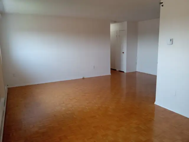 2 Bedroom apartment for Rent with balcony. South End in Long Term Rentals in Sudbury - Image 3
