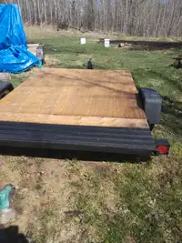 Deck trailer