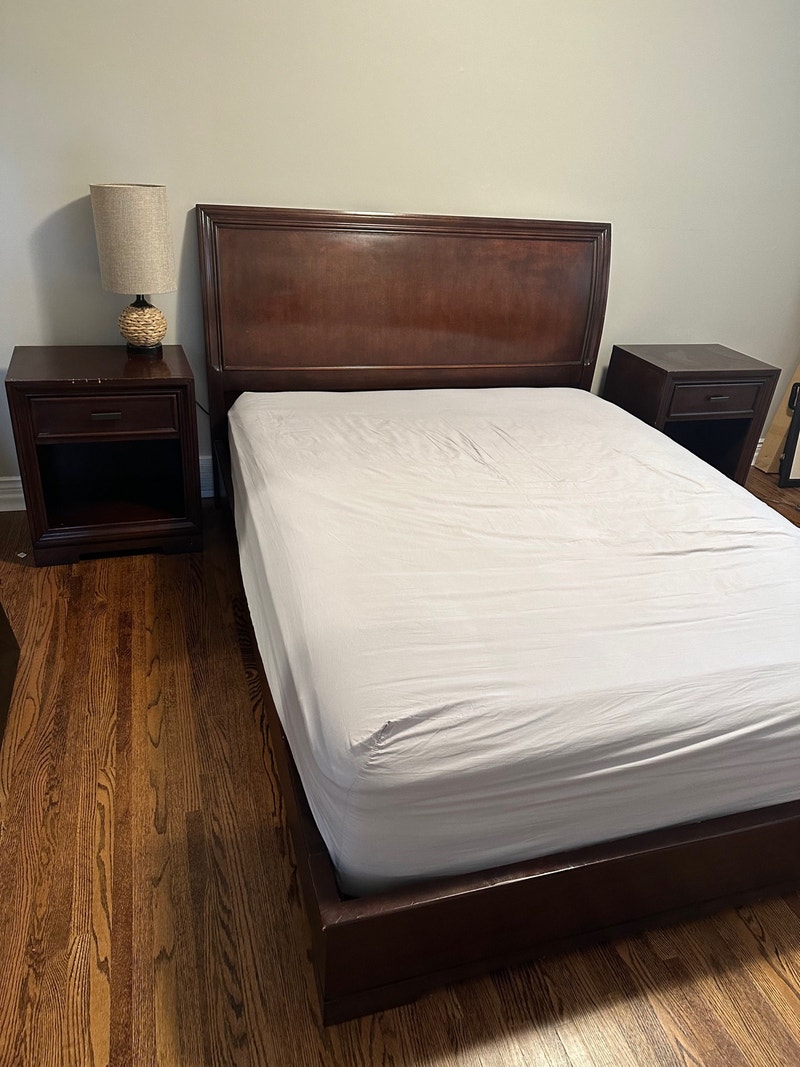 4 piece Queen bedroom set Multiitem Oshawa / Durham Region Kijiji