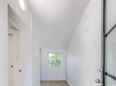 Beau 4½ entièrement rénové – Saint-Sauveur, Québec – 1 550 $/mois 120, rue Oscar-Drouin, Québec (Sai...
