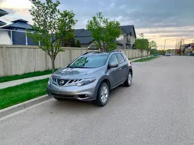 2012 Nissan Murano SL AWD. Crossover SUV with continuously variable transmission. Features include k...