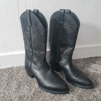 Men's Size 10 Ariat Black Western Boots
