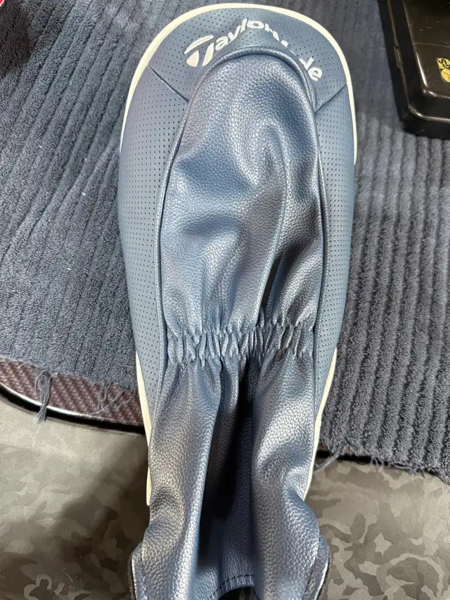 TaylorMade Qi10 Driver Head Cover594617769175306241