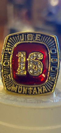 Joe Montana TRIBUTE RING SF 49ers NFL Football Showcase 304
