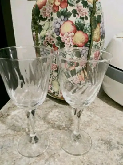 2 WINE GLASSES., View more