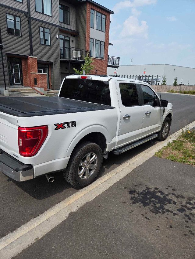 F150 2022 XLT EcoBoost 2.7L with Brand New Tires. Low Mileage in Cars & Trucks in Ottawa - Image 4
