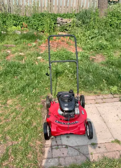 Runs good lawn mower