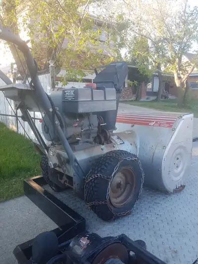 10 HP/28"  CRAFTSMAN SNOWBLOWER, View more