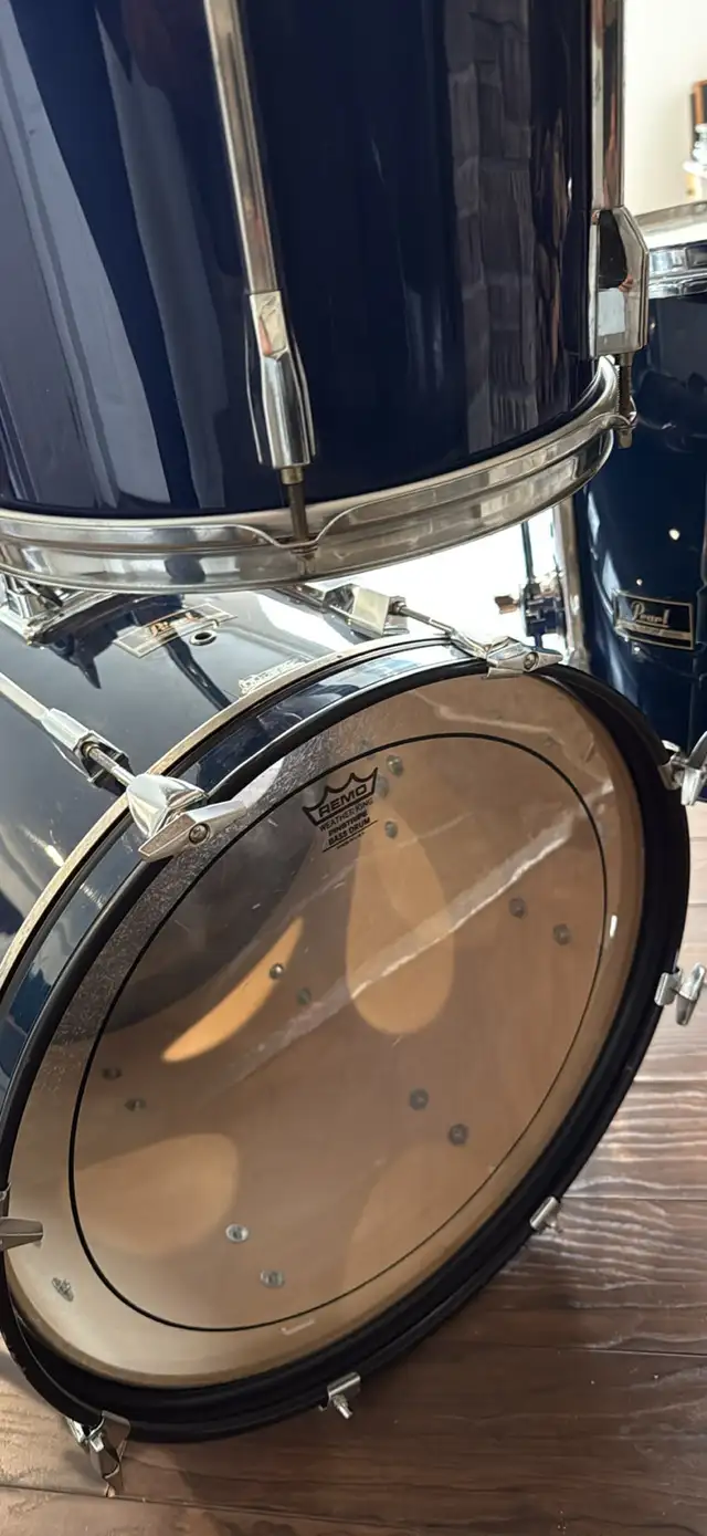Pearl three piece shell pack **20” bass drum **Price Drop** in Drums & Percussion in Hamilton - Image 8