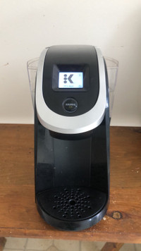 Machine à café Keurig 2.0 K200