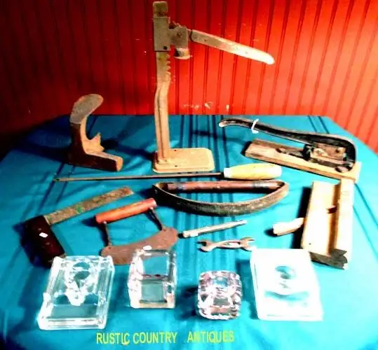 RUSTIC COUNTRY ANTIQUES - MORE in Arts & Collectibles in Moncton - Image 11