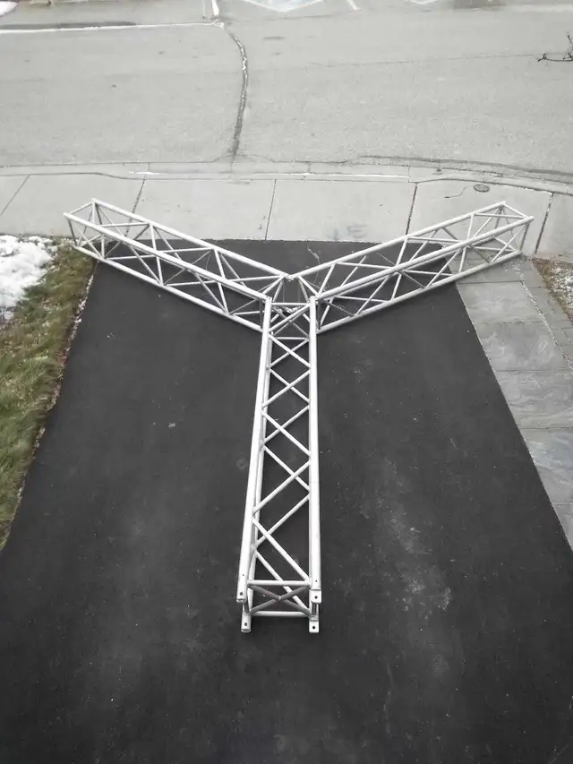 KAD TRUSS.   16 inch 598239476953262082