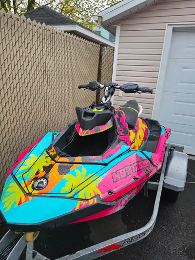 SEA-DOO SPARK 2 up TRIXX 900 ACE 90 2020 Sea-Doo Spark Trixx 2 places 2020 Seulement 79 heures ⏱️ 11...