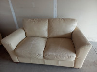 2 free couches