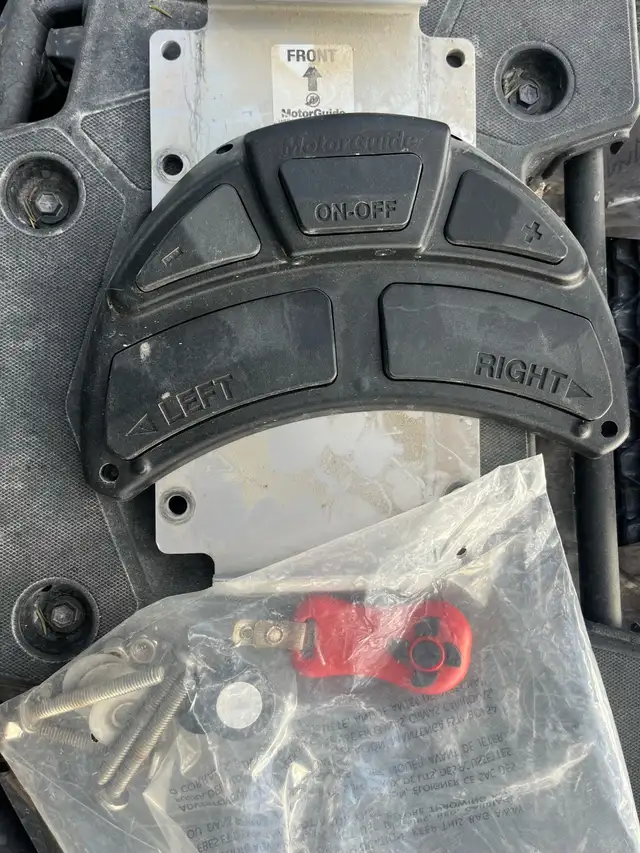 Motor guide trolling motor in Personal Watercraft in Winnipeg - Image 5