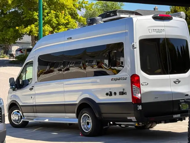 Near New Entegra Expanse Class B Motorhome for sale in RVs & Motorhomes in Penticton - Image 3