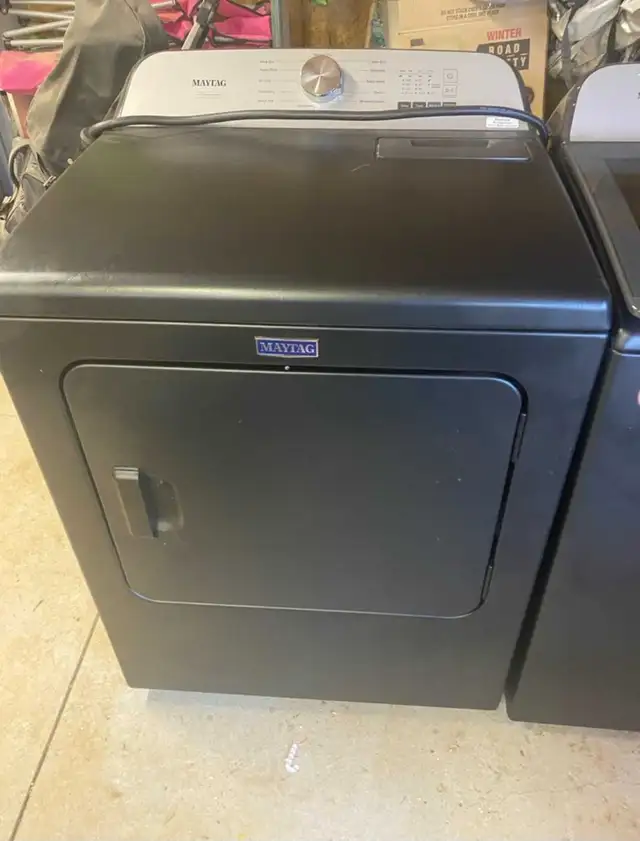 Maytag washer and dryer set in Washers & Dryers in Belleville - Image 5