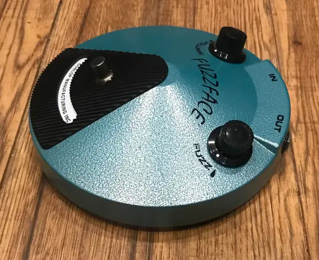 Dunlop JIMI HENDRIX Fuzz Face in Amps & Pedals in Calgary - Image 6